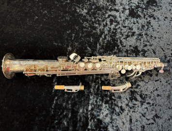 Photo Silver Plated Yamaha YSS-675 Professional Soprano Sax w/ 2 Necks - Serial # 007172